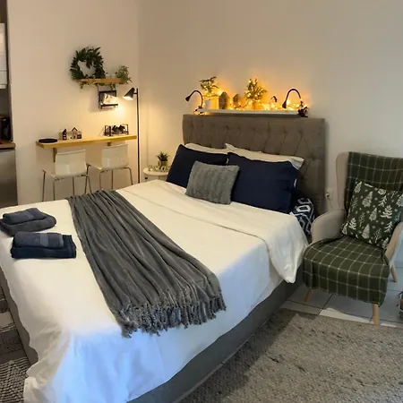 Apartament Thin Alos *